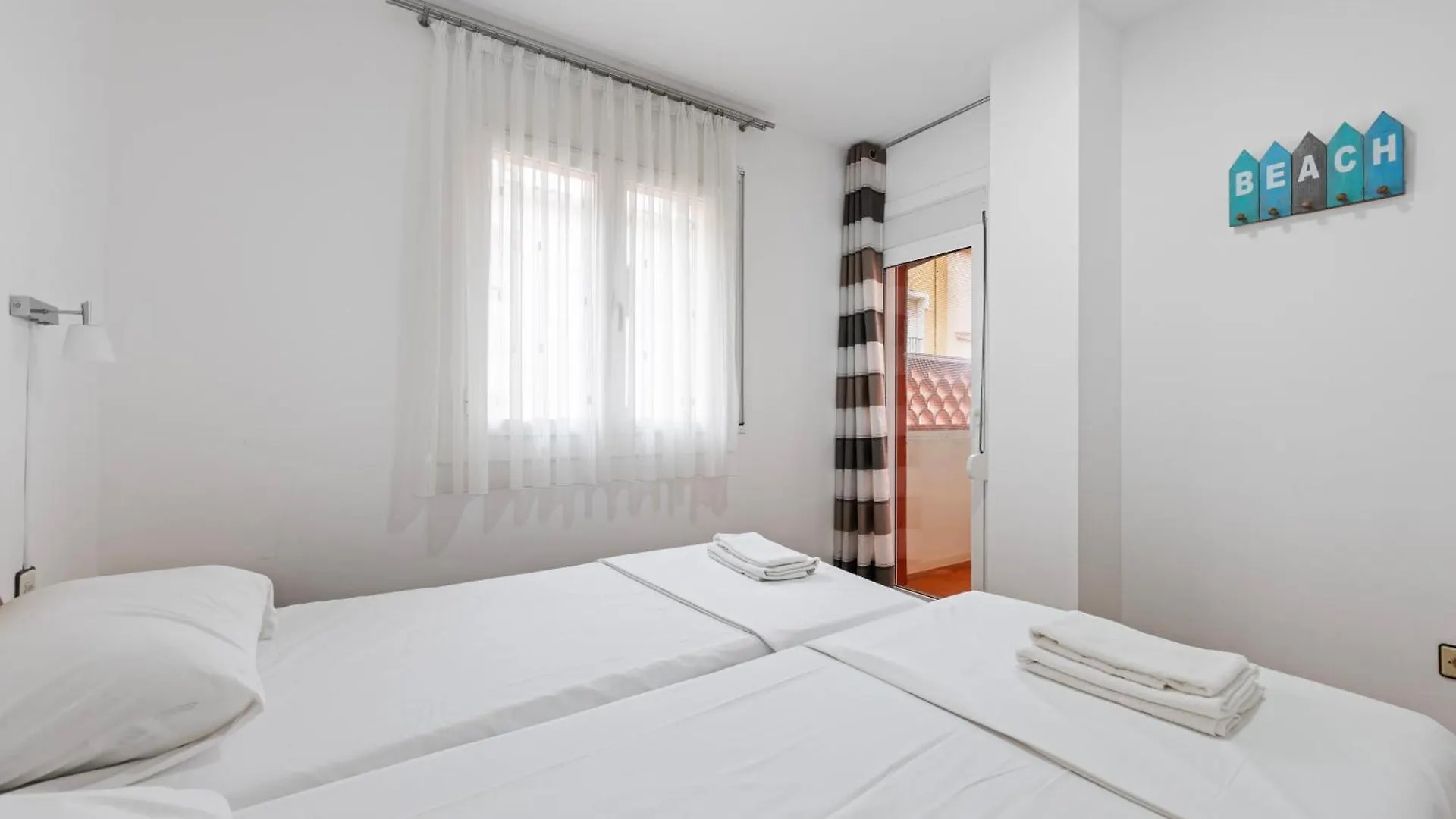 Apartamento Con Piscina Y Terraza Cerca Del Mar Ampuriabrava 0*,  España