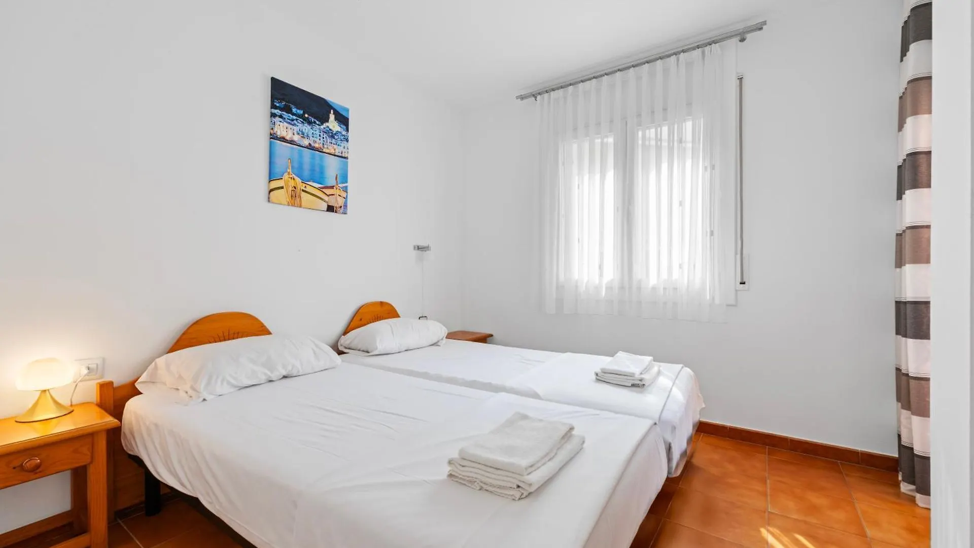 Apartamento Con Piscina Y Terraza Cerca Del Mar Ampuriabrava 0*,